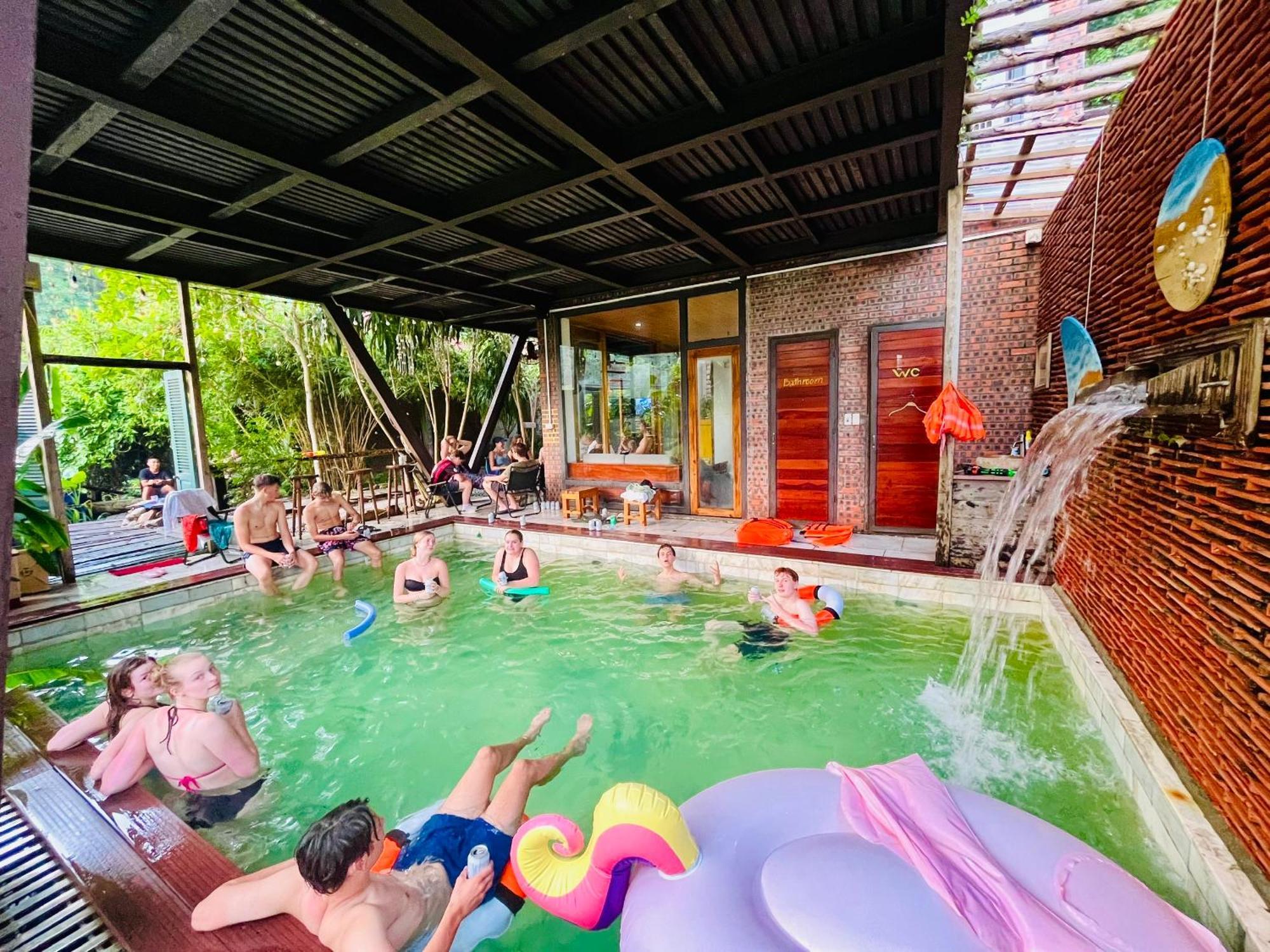 Homestay Eco May5 Travel Ha Long Zewnętrze zdjęcie